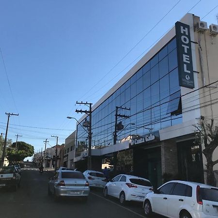 Hotel E Restaurante Canta Galo Jacarezinho Exteriér fotografie